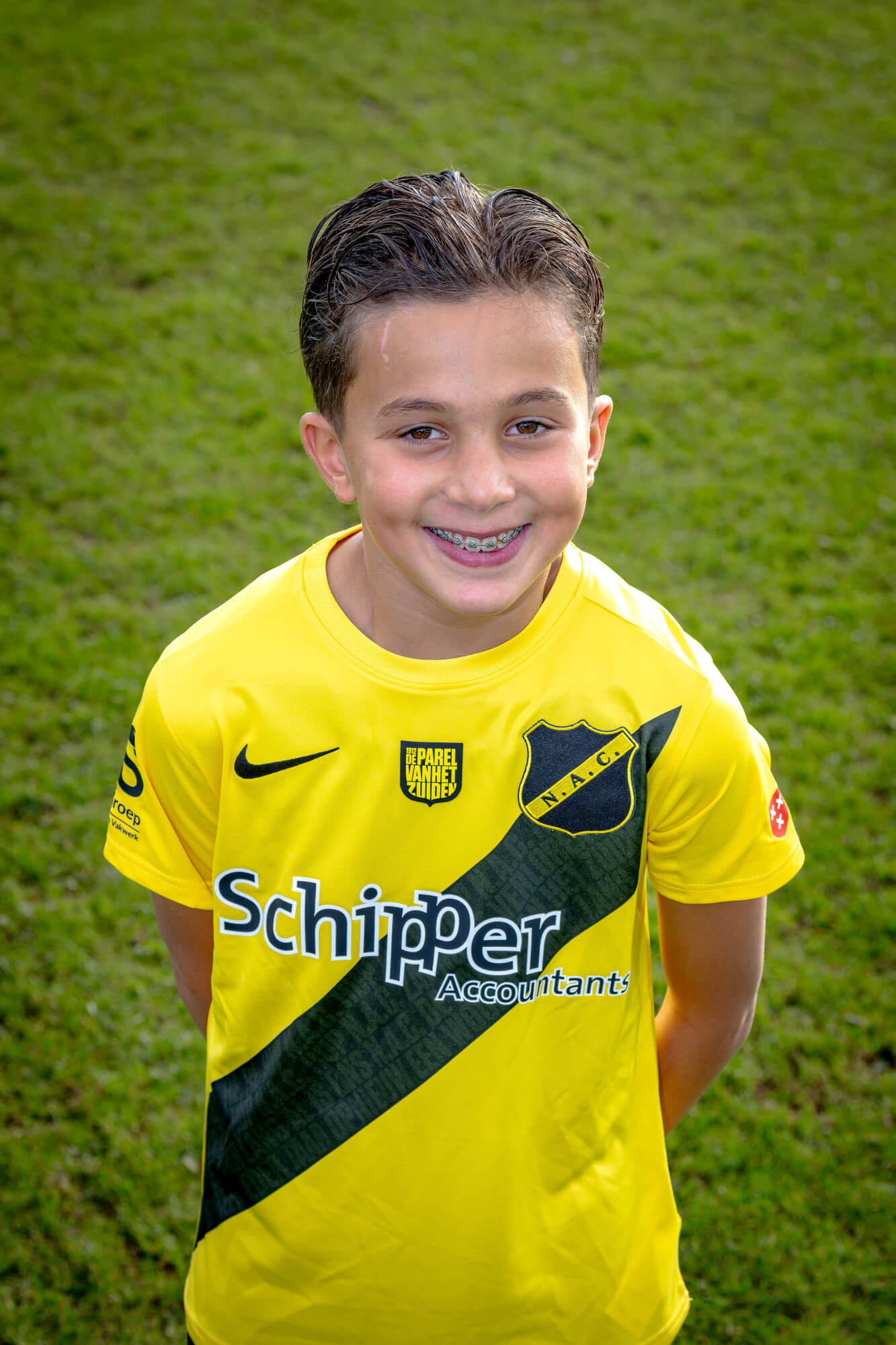 o11nassimbouchentouf min