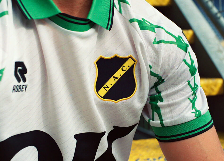 nac away 2627