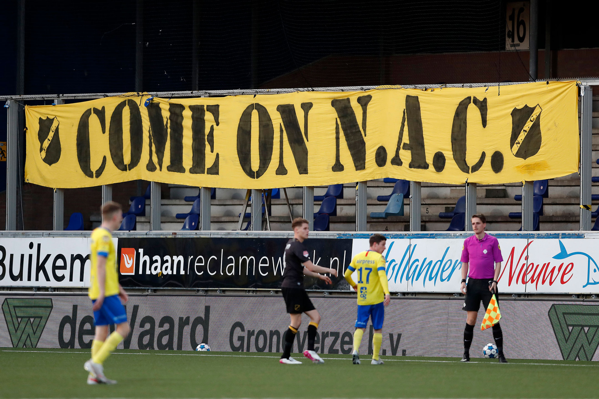 sccambuur uit